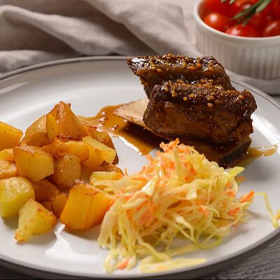 Говяжьи ребра с перечным соусом в Станция сады по цене 989 ₽