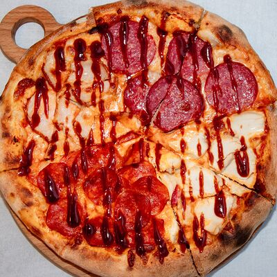 4 мяса в Pizza по цене 790 ₽