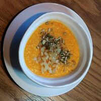 Пшеничная каша с тыквой и печеными яблоками в Massimo