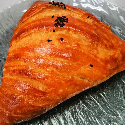 Самса с говядиной в Pro.Жарье по цене 215 ₽