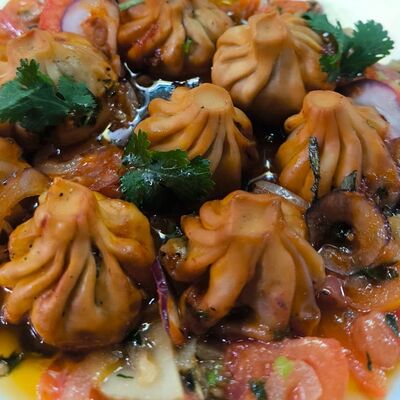 Патара жареная с овощами с говядиной в Хинкальная Едим вкусно по цене 660 ₽