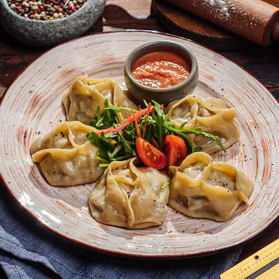 Манты с курицей и тыквой в Пельмения по цене 719 ₽