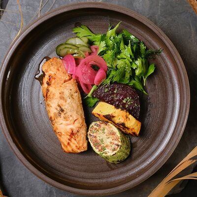 Стейк из форели в Zanzibar по цене 1590 ₽