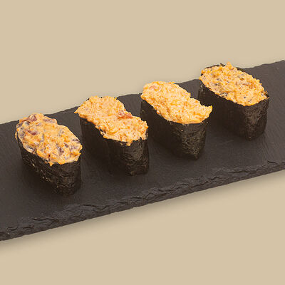 Острые суши с креветкой в Додома по цене 495 ₽