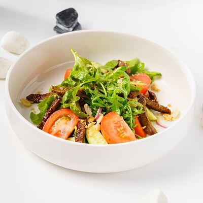 Салат Тайский с говядиной в Филадельфия по цене 655 ₽