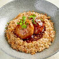 Котлетки из кролика с гречетто в Сыроварня AndreAle