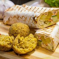 Шаверма с фалафелем в #Шаверма