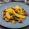 Картофель, жаренный с грибами и луком в Сахара по цене 280