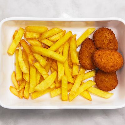 Наггетсы и картошка фри в Bonape по цене 629 ₽