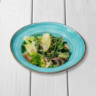 Салат с говяжьим языком в Перчини по цене 540 ₽