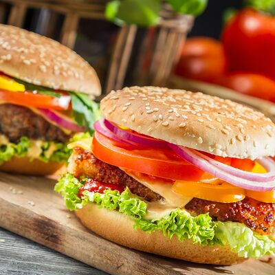 Чикенбургер Острый в Марсель по цене 470 ₽