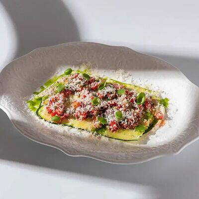 Цукини с томатами и кремом пармезан в Ribambelle по цене 900 ₽