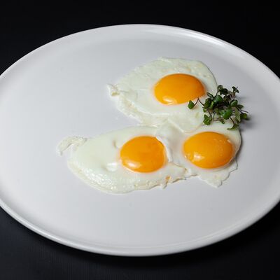 Глазунья в Grill Park FIBONA4I по цене 430 ₽