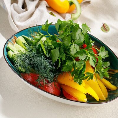 Ассорти сезонных овощей и зелени в Чайхана Пахвала по цене 570 ₽