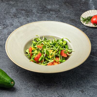 Салат из авокадо с ростками подсолнечника в Щепка по цене 790