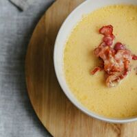 Сырный крем-суп с беконом в Панда Бистро