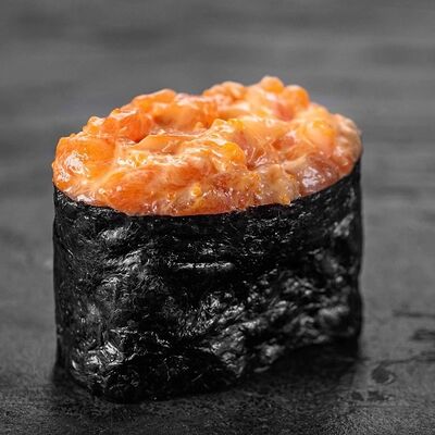 Острые суши Угорь в Nami Sushi-Bar по цене 143 ₽