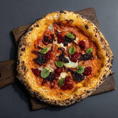 Пицца Famosa от Кирилла Против в Пицца 22 сантиметра по цене 850 ₽