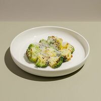 Жареные брокколи в Italy