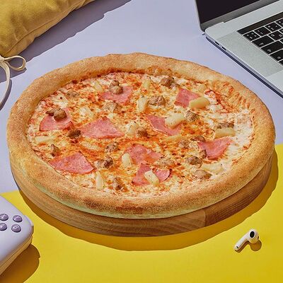 Пицца Гавайская 30 см в Dostaевский по цене 746 ₽