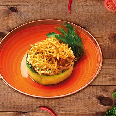 Салат из говяжьего языка в Деда хинкали по цене 960 ₽