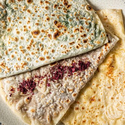 Кутабы в ассортиментев Lariote по цене 350 ₽