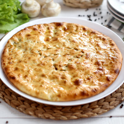 Пирог осетинский с грибами и сыром в Вот Такие Пироги по цене 800 ₽