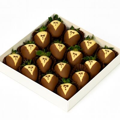 Клубника в шоколаде Смокинги M с двойным слоем шоколада в Клубника в шоколаде VeryBerryLab по цене 5190 ₽