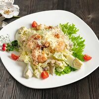 Салат Цезарь с креветками в Вкусные Суши Premium