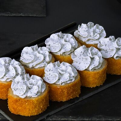 Лава темпура в Sushi Aura по цене 799 ₽