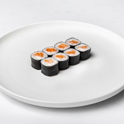 Маки с лососем в Kuji Sushi по цене 270 ₽