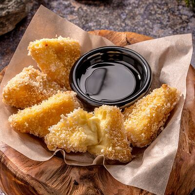 Сырные палочки в кляре в СъелБыСам по цене 299 ₽