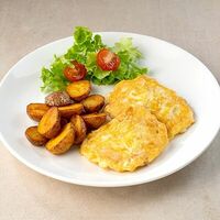 Отбивная из курицы в сырной корочке с картофелем по-деревенски в Жарицца Пицца
