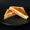 Тосканский тост с копченой курицей в Мидийный рай по цене 590