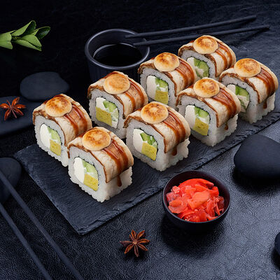 Запечённый ролл Филадельфия с угрём в Суши даром по цене 505 ₽