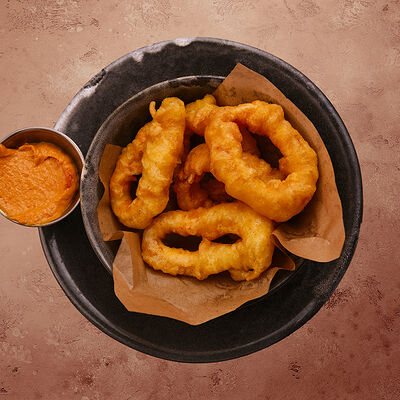 Кольца кальмара в кляре в The Pivo по цене 350 ₽