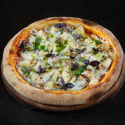 Пицца Гавайская в Интонация по цене 950 ₽