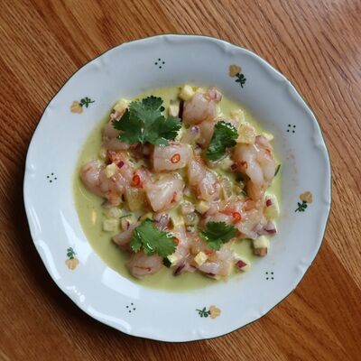 Севиче из креветки с соусом тайгер милк в Lucky Duck по цене 630 ₽