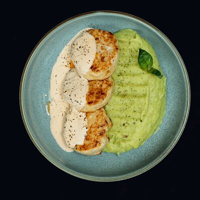 Котлеты из куриной грудки в Goodson bar по цене 535 ₽