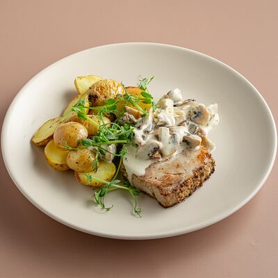 Буженина с молодым картофелем и грибами в Coffeeshop Company по цене 950 ₽