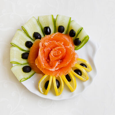 Семга слабосоленая в Ресторан Люкс по цене 510 ₽