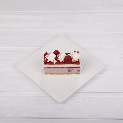 Чизкейк малиновый в Double Coffee по цене 3750 ₸