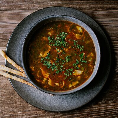 Суп из нута, шпината и бекона в Gioffre по цене 456 ₽