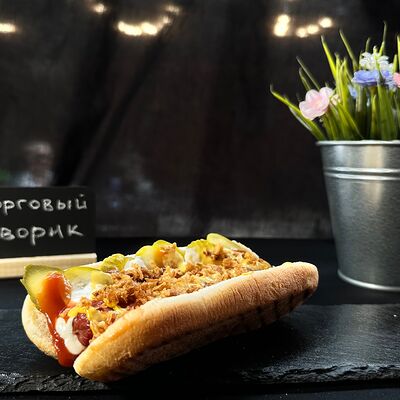 Датский хот-дог в Торговый дворик по цене 370 ₽