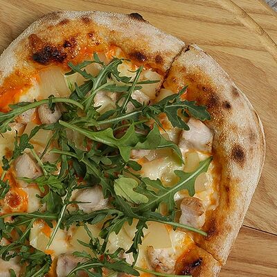 Пиццетта Гавайская в FRIENDLOUNGE по цене 520 ₽