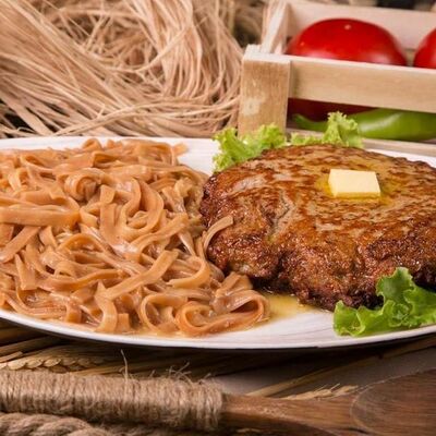 Котлета Домашняя с макаронами в На углях по цене 250 ₽