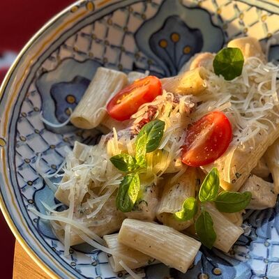 Ригатони с курицей в Orengo food по цене 770 ₽