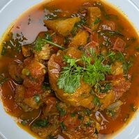 Морской окунь в томатном соусев Pho Nem