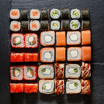 Суш сет All Inclusive в Sushiwok по цене 12990 ₸