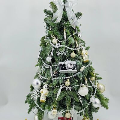Дизайнерская живая ёлка нобилис 80 см с игрушками из СССР в Дарите красиво по цене 15790 ₽